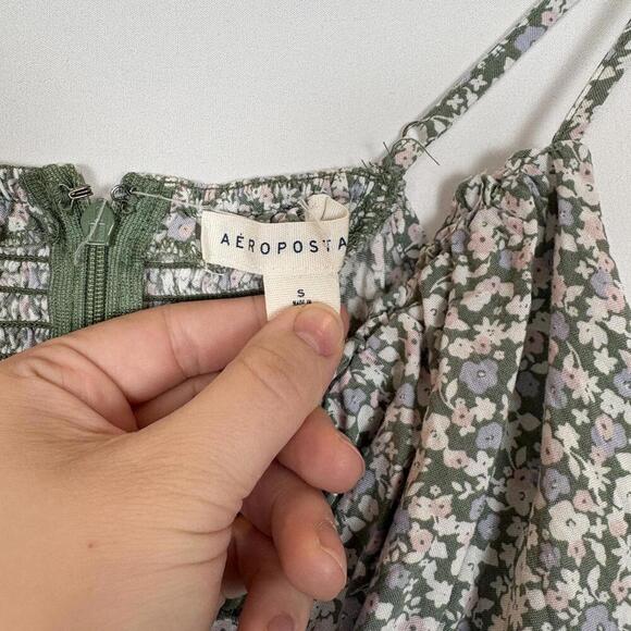 Aeropostale Boho Flippy Ruffle Romper in Green Floral Size: S - Picture 7 of 7